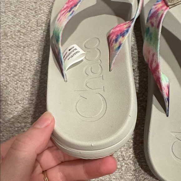 Chaco Chillos Flip (Women) - Light Tie Dye Size 7 - Picture 4 of 9